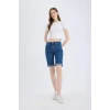 Defacto A1958 Mavi Normal Bel Katlamalı Paça Jean Bermuda Şort