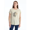 LCWAIKIKI Classic Bej Bisiklet Yaka Baskılı Kısa Kollu Kadın Tişört