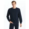 LCWAIKIKI Classic Lacivert Bisiklet Yaka Uzun Kollu Erkek Sweatshirt