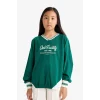 Defacto F7583A8GN651 Yeşil Kız Çocuk Oversize Geniş Kalıp V Yaka Baskılı Okul Sweatshirt