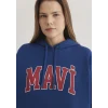 Mavi 1600361-82625 Mavi Logo Baskılı Kapüşonlu Lacivert Sweatshirt