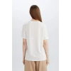 Defacto E1163 Ekru  Regular Fit Bisiklet Yaka Etnik Desenli Kısa Kollu Tişört