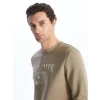 LCWAIKIKI Classic Bej Bisiklet Yaka Baskılı Erkek Kalın Sweatshirt