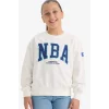 Defacto F3200A8ER105 Ekru Kız Çocuk NBA Wordmark Oversize Geniş Kalıp Bisiklet Yaka Sweatshirt