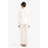 Defacto G3349AXER85 Ekru Pijama Takımı Regular Fit Baskılı Uzun Kollu Üst Desenli Uzun Alt-Fall in Love