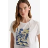Defacto G1882AXER105 Ekru Bisiklet Yaka Çiçekli Kısa Kollu Tişört