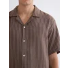 XSIDE Kahverengi Regular Fit Resort Yaka Kısa Kollu Çizgili Erkek Gömlek