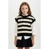 Defacto C9657A8BK27 Siyah Kız Çocuk Çizgili Bisiklet Yaka Örgü Desenli Triko Süveter