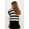 Defacto C9657A8BK27 Siyah Kız Çocuk Çizgili Bisiklet Yaka Örgü Desenli Triko Süveter