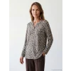 LCW Grace Bej Kaçık Yaka Desenli Bluz