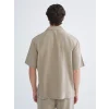 XSIDE Kahverengi Rahat Kalıp Resort Yaka Kısa Kollu Müslin Erkek Gömlek