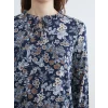 LCW Grace Lacivert Bağlamalı Yaka Çiçekli Bluz