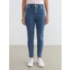 LCWAIKIKI Classic İndigo Yüksek Bel Slim Mom Kadın Jean Pantolon