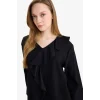 Defacto G9142AXBK81 Siyah Relax Fıt Krinkıl Kumaş Volanlı Bluz