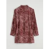 LCWAIKIKI Classic Kırmızı Çiçekli Kuşaklı Kadın Gömlek Tunik