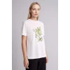 Defacto H1451AXER105 Ekru Çiçekli Kısa Kollu Tişört