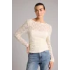 Defacto G1743AXER138 Ekru Fıtted Kayık Yaka Dantel Bluz
