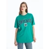 LCW Vision Yeşil Bisiklet Yaka Baskılı Kısa Kollu Oversize Kadın Tişört