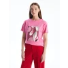 LCWAIKIKI Basic Pembe Bisiklet Yaka Baskılı Kısa Kollu Kadın Tişört