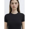 Mavi 1614180-900 Siyah Basic Crop Tişört