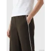 LCW Modest Kahverengi Şeritli Soft Touch Kadın Eşofman Altı
