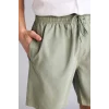 Defacto E0993AXKH440 Haki Regular Fit Kısa Boy Yumuşak Tuşeli Deniz Şortu