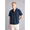 Defacto E2530AXNV175 Lacivert Regular Fıt Akışkan Kumaş Kısa Kollu Gömlek