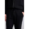 Defacto D6762AXBK81 Siyah Regular Fıt Elastik Bel Cepli Düz Paça Pantolon