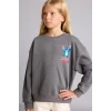 Defacto I5227A8GR206 Gri Dısney Lılo & Stıtch Sırt Baskılı Relax Fit Bisiklet Yaka Sweatshirt Kız Çocuk