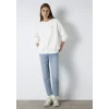 Mavi 1S10366-70057 Mavi Nakışlı Ekru Sweatshirt
