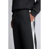 Defacto H8164AXBK81 Siyah Relax Fit Şerit Detaylı Dalgıç Kumaş Jogger Eşofman Altı