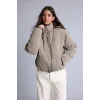 Defacto H8586AXBG642 Bej Su İtici Regular Fit Kapüşonlu Şişme Mont
