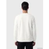 LCWAIKIKI Classic Beyaz Bisiklet Yaka Kabartma Baskılı Erkek Sweatshirt