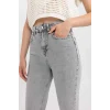 A7491 Mom Fit Jean Bilek Boy Pantalon