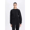 B8568 Siyah Boxy Fit Bisiklet Yaka Kalın Basic Düz Sweatshirt