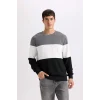 D5393 Regular Fit Bisiklet Yaka Jakarlı Sweatshirt