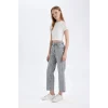 D8104 Straight Fit Yüksek Bel Bilek Boy Jean Yıkamalı Pantolon
