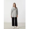 LCW Modest Gri Bisiklet Yaka Baskılı Kadın Sweatshirt Tunik