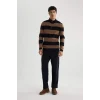 Y1577 Slim Fit Dar Kesim Çizgili Dik Yaka Fermuarlı Triko Kazak