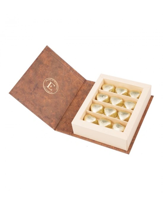 Brown Book Fıstıklı Kalp Çikolata - Gold