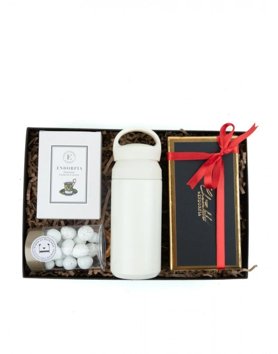 Seyahat Kupası - Yılbaşı Çikolata Sütlü Madlen - Coco Draje 100 Gr - Endorfia Türk Kahvesi 100 Gr