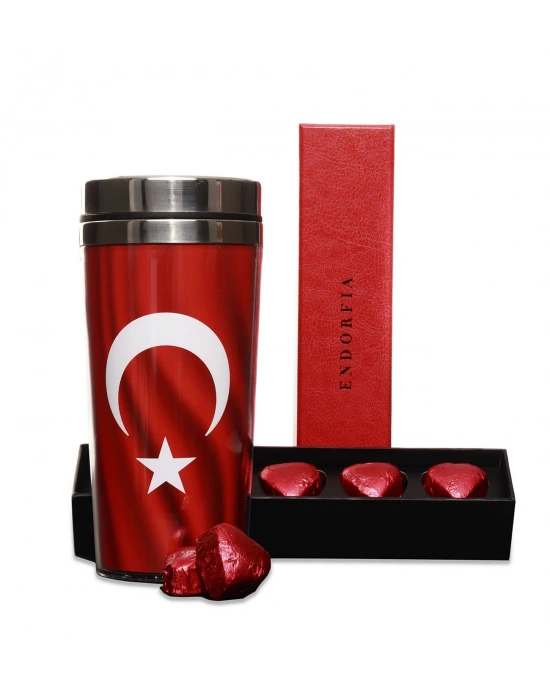 Türk Bayrağı Tasarımlı Termos Endorfia Fıstıklı Kalp Çikolata Hediye Kutusu
