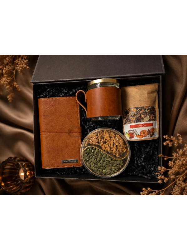 Endorfia Vintage Collection Premium Hediye Kutusu | Kış Çayı, Deri Kavanoz Kupa ve Doğal Atıştırmalık Seti