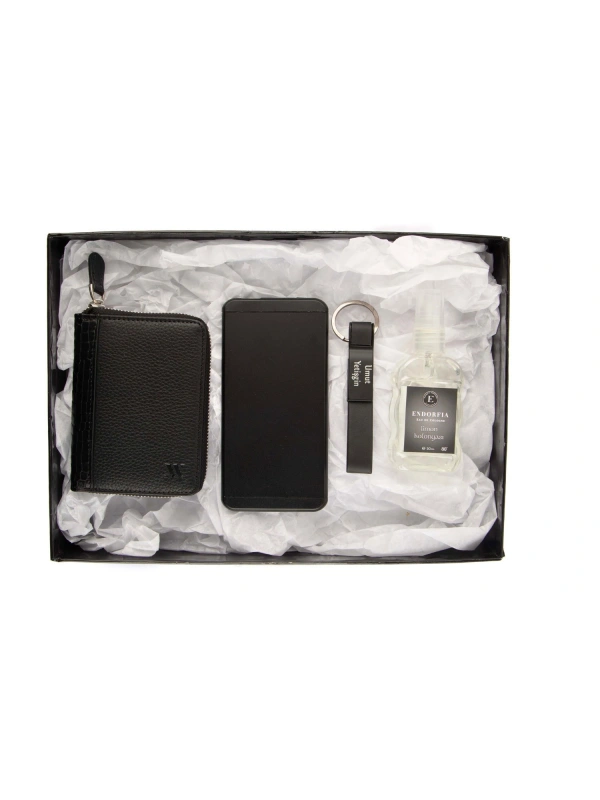 Kişiye Özel Hakiki Deri Cüzdan Siyah- Powerbank 5000 mAh- Usb Bellek Siyah Sprey Kolonya 810