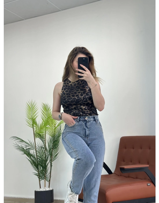 Boydan Taşlı Boyfriend Jean