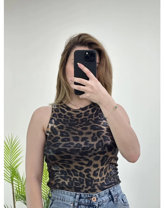 Leopar Desenli Atlet