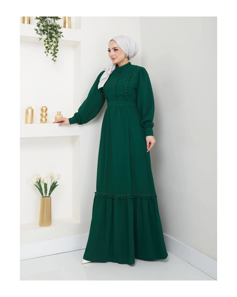KADIN TESETTÜR DANTELLİ ŞERİT ELBİSE ZÜMRÜT