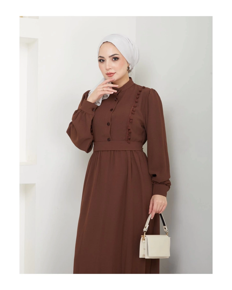KADIN TESETTÜR DANTELLİ ŞERİT ELBİSE KAHVE