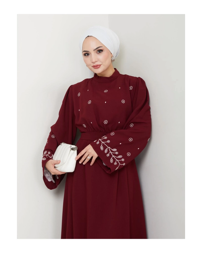 KADIN TESETTÜR NAKİŞLİ ELBİSE BALAMALI