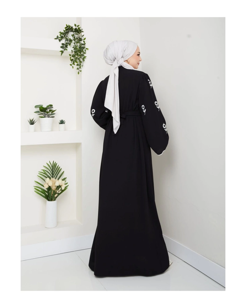 KOLU ÇİÇEK NAKIŞ DETAYLI TESETTÜR KADIN ABİYE ELBİSE SİYAH